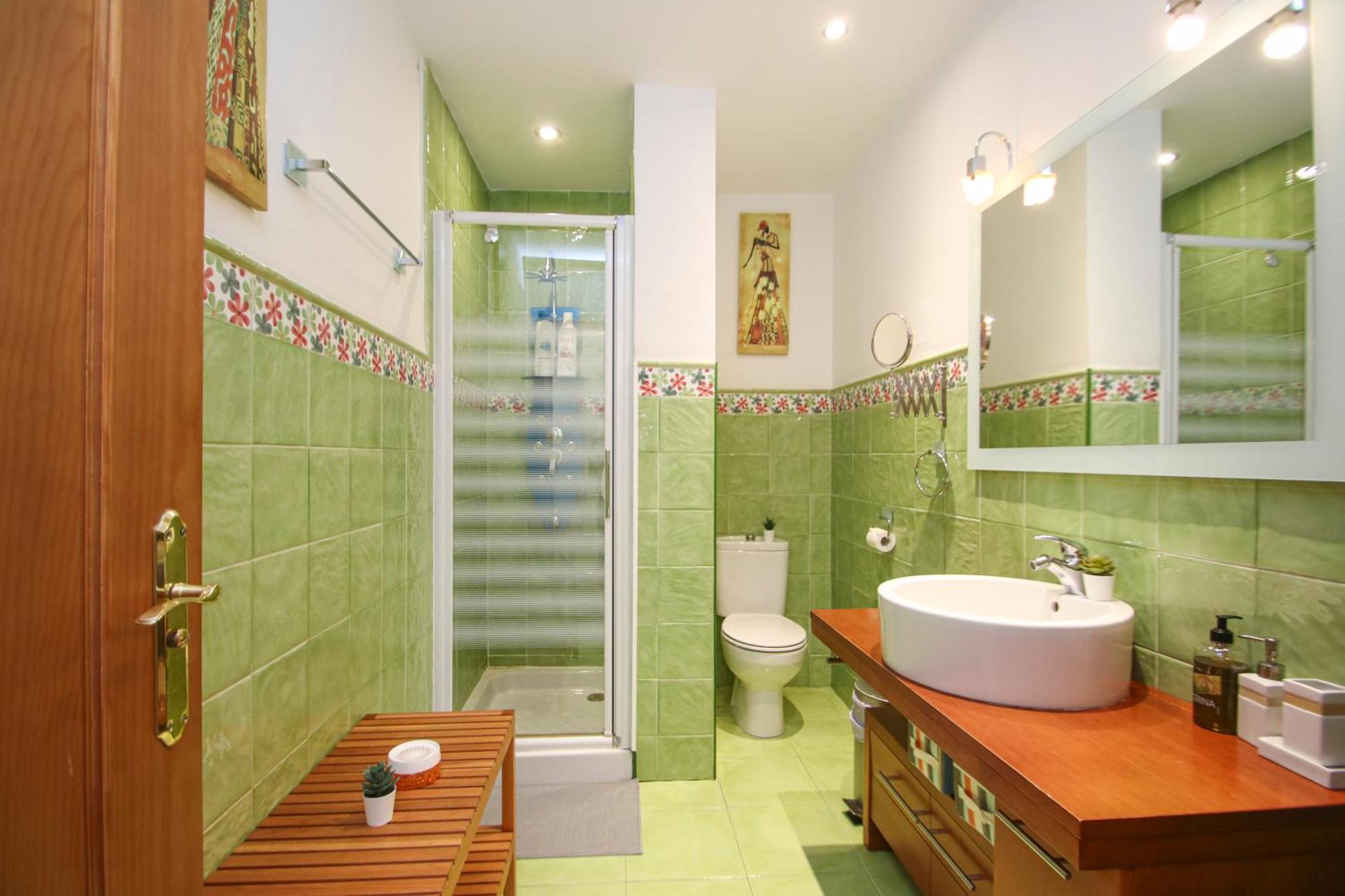 Spacious 2 Bedroom Apt In The Heart Of Triana Séville Extérieur photo